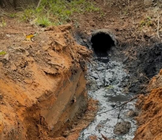 Prefeitura de Itaperuna soluciona antigo problema de esgoto na comunidade do Avaí