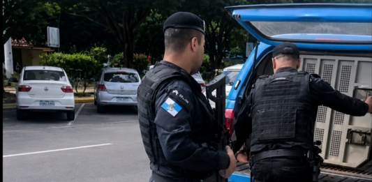 Casal procurado por estupro de vulnerável é preso pela PM no bairro Lions, em Itaperuna